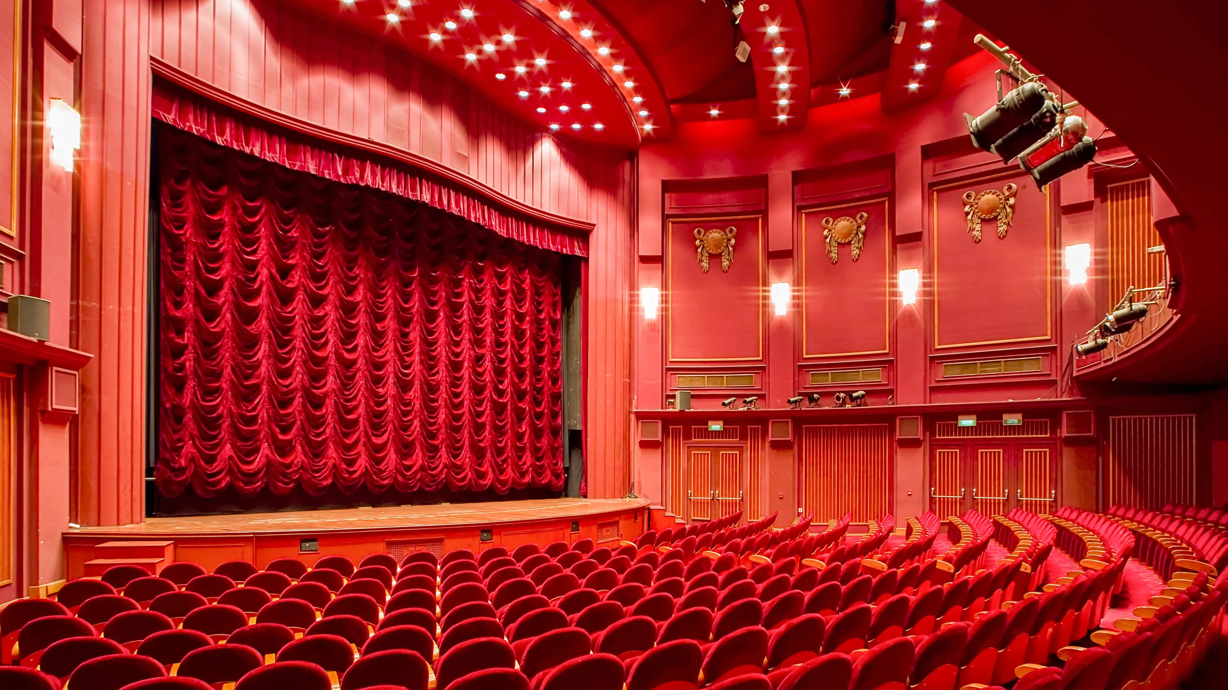 World Theater Day 2018 news